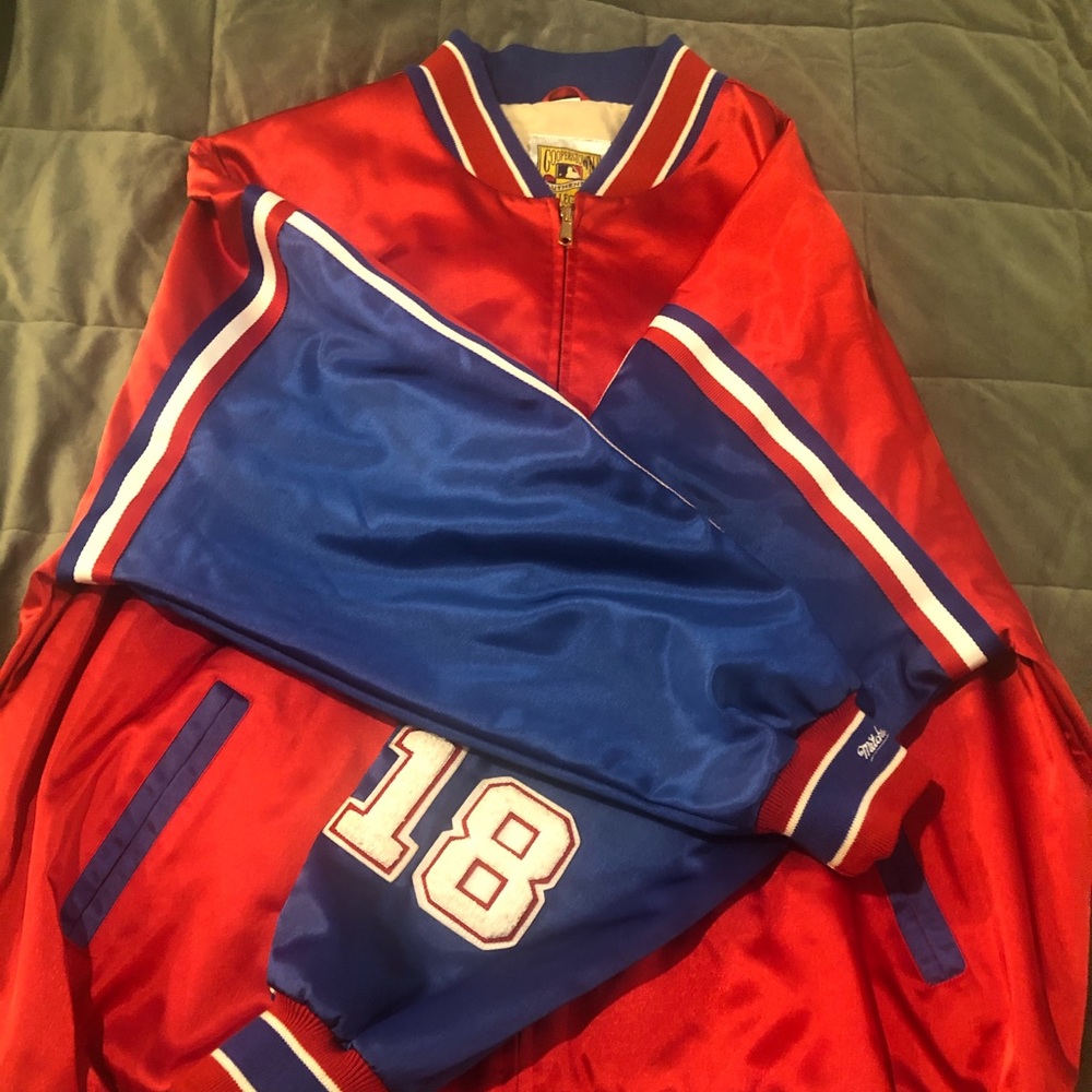 Cincinnati Reds Jeacket - Picture 4 of 9